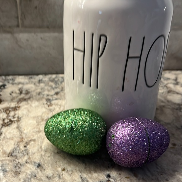 Rae Dunn canister.  Says Hip Hop - Picture 2 of 5